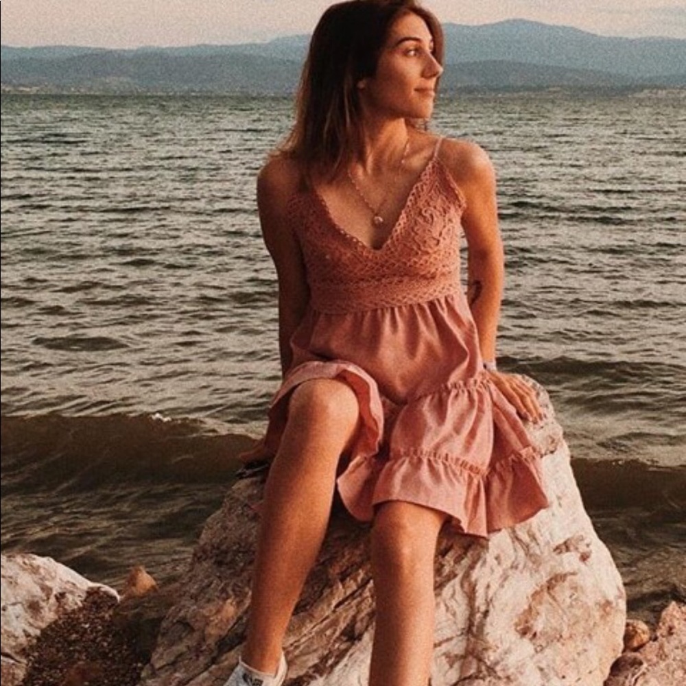 Boho Crochet Tiered V Neck Pink Dress - Picture 6 of 11